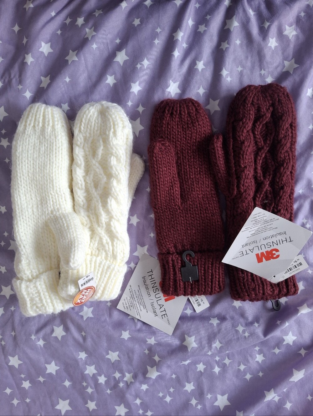 Thinsulate  Cable Knit Mittens - Ivory & Burgundy